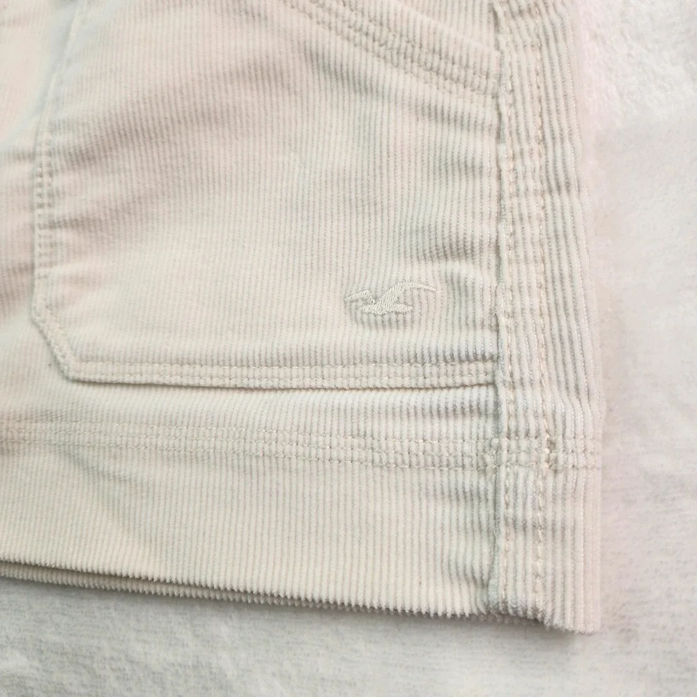 Vintage Y2K Hollister Cream Corduroy Micro Mini Skirt Size 0 W29 Ultra Low Rise